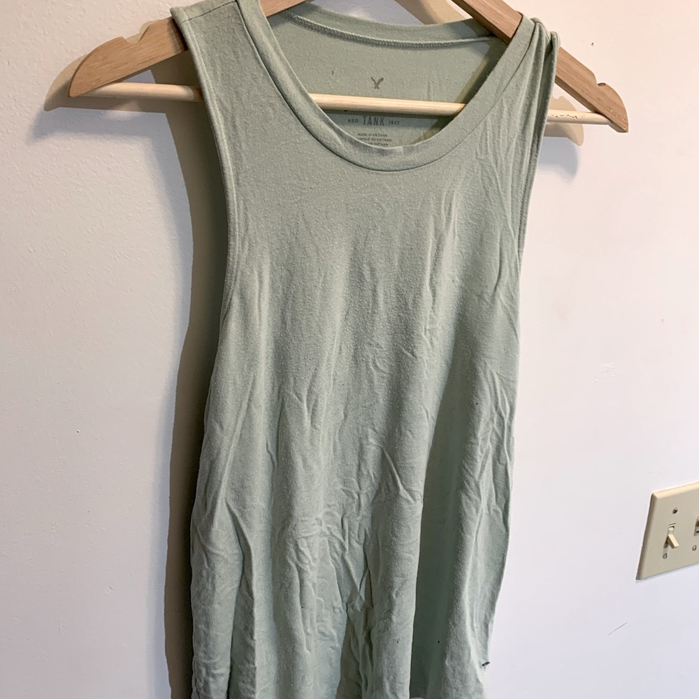 3/15: AMERICAN EAGLE tank top